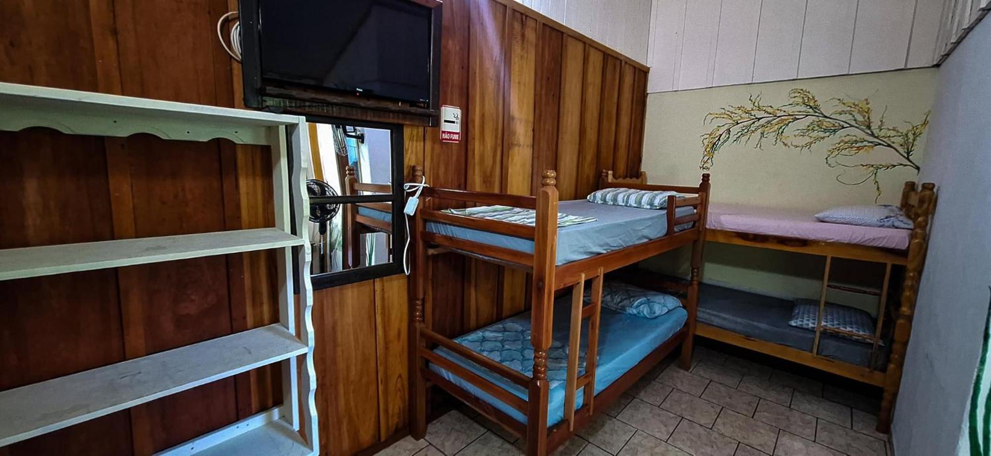 Pousada E Camping Do Clodo Ilha do Mel Exterior foto